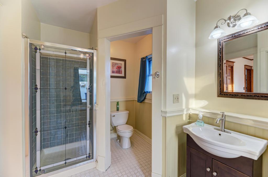 Willow Springs, Illinois, 60480, United States, 6 Bedrooms Bedrooms, ,3 BathroomsBathrooms,Residential,For Sale,1961298