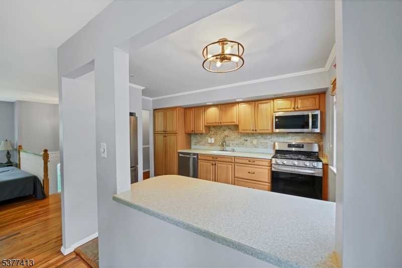 Raritan Twp., New Jersey, 08822, United States, 4 Bedrooms Bedrooms, ,3 BathroomsBathrooms,Residential,For Sale,1911305