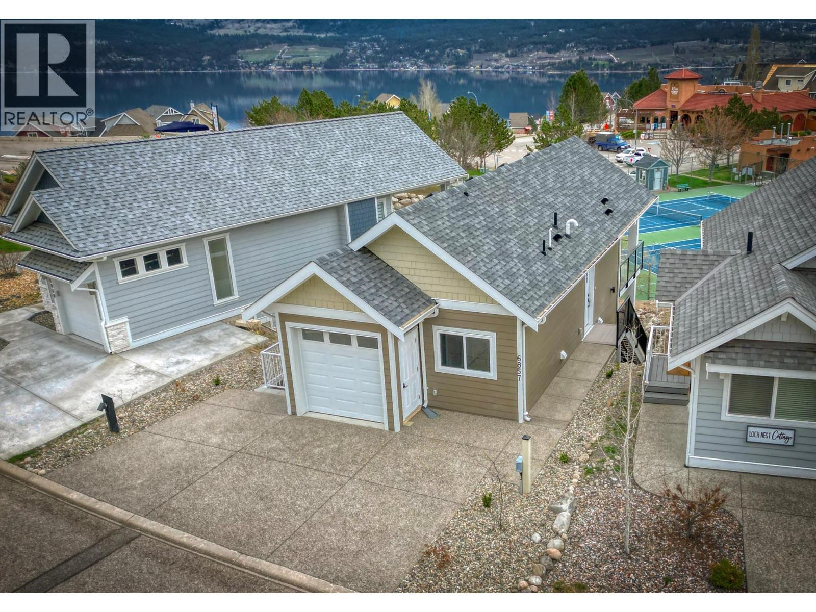 KELOWNA, British Columbia, V1Z 3R8, CA, 3 Bedrooms Bedrooms, ,2 BathroomsBathrooms,Residential,For Sale,1948634