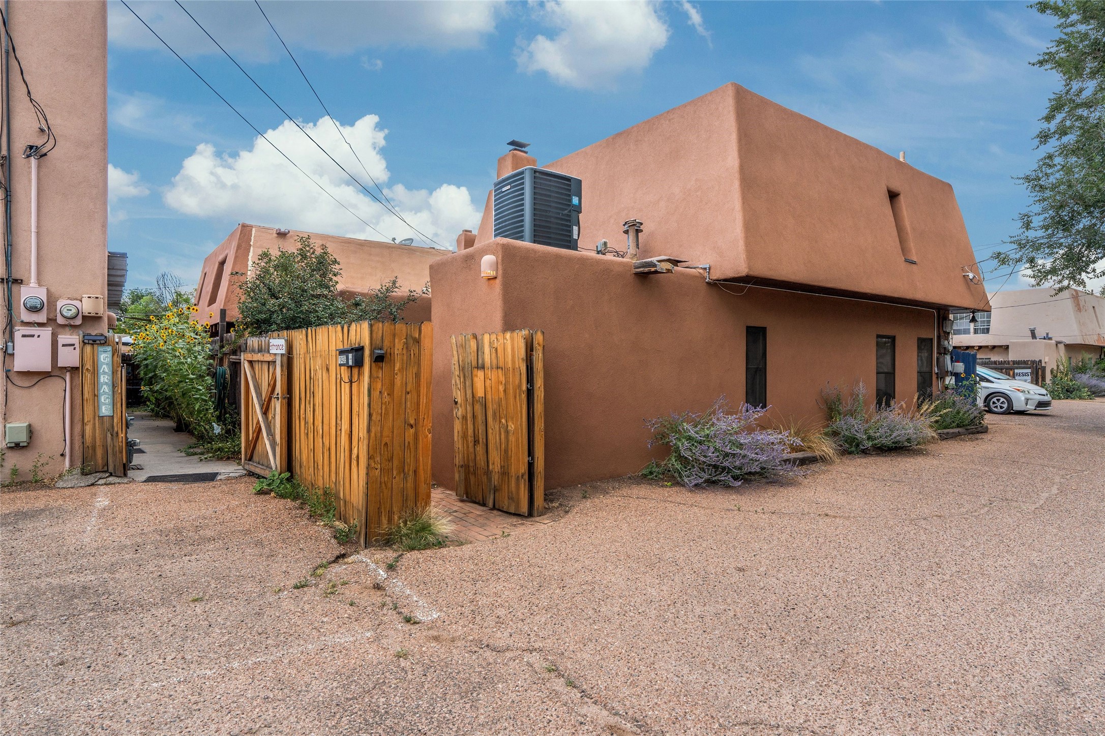 1043 Don Diego Avenue, Unit E - 物件實景