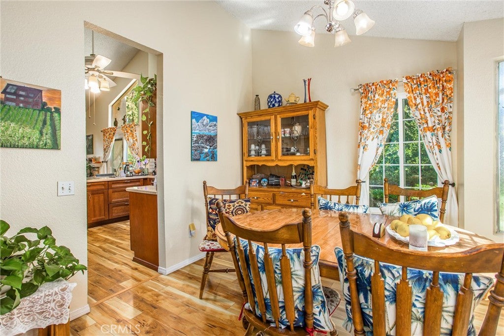 Yucaipa, California, 92399, United States, 3 Bedrooms Bedrooms, ,2 BathroomsBathrooms,Residential,For Sale,1980603