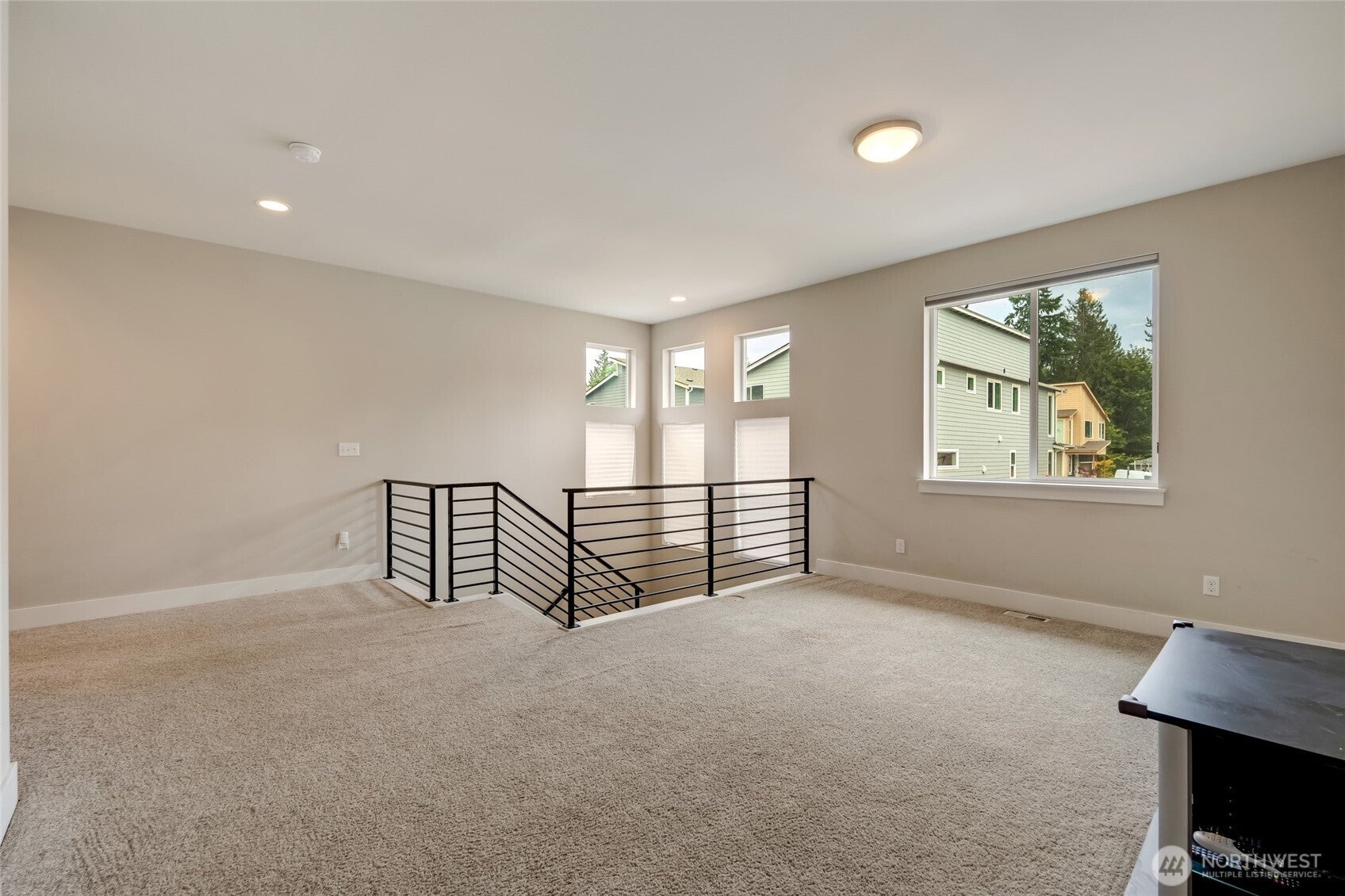 Bothell, Washington, 98012, United States, 4 Bedrooms Bedrooms, ,4 BathroomsBathrooms,Residential,For Sale,1975885