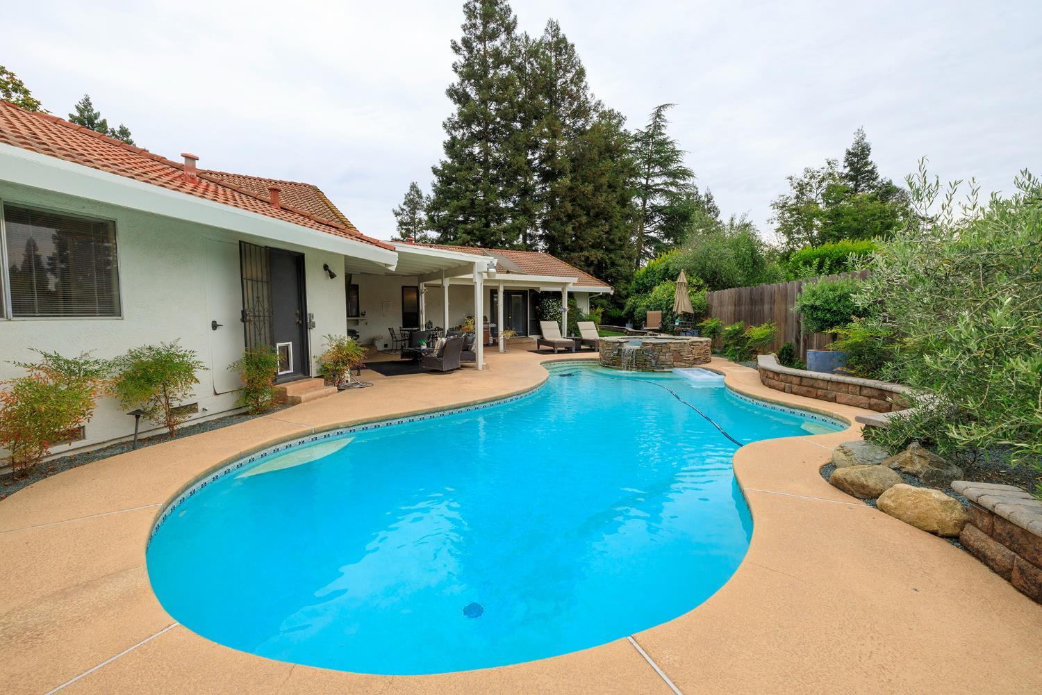 Turlock, California, 95382, United States, 4 Bedrooms Bedrooms, ,3 BathroomsBathrooms,Residential,For Sale,2049406