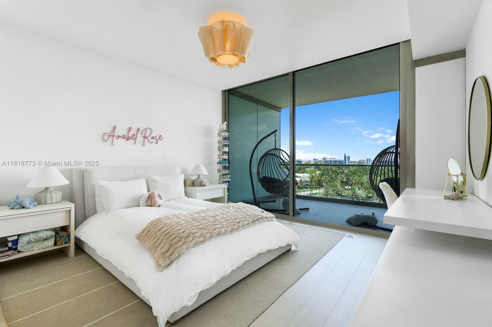 Bal Harbour, Florida, 33154, United States, 4 Bedrooms Bedrooms, ,4 BathroomsBathrooms,Residential,For Sale,1891515