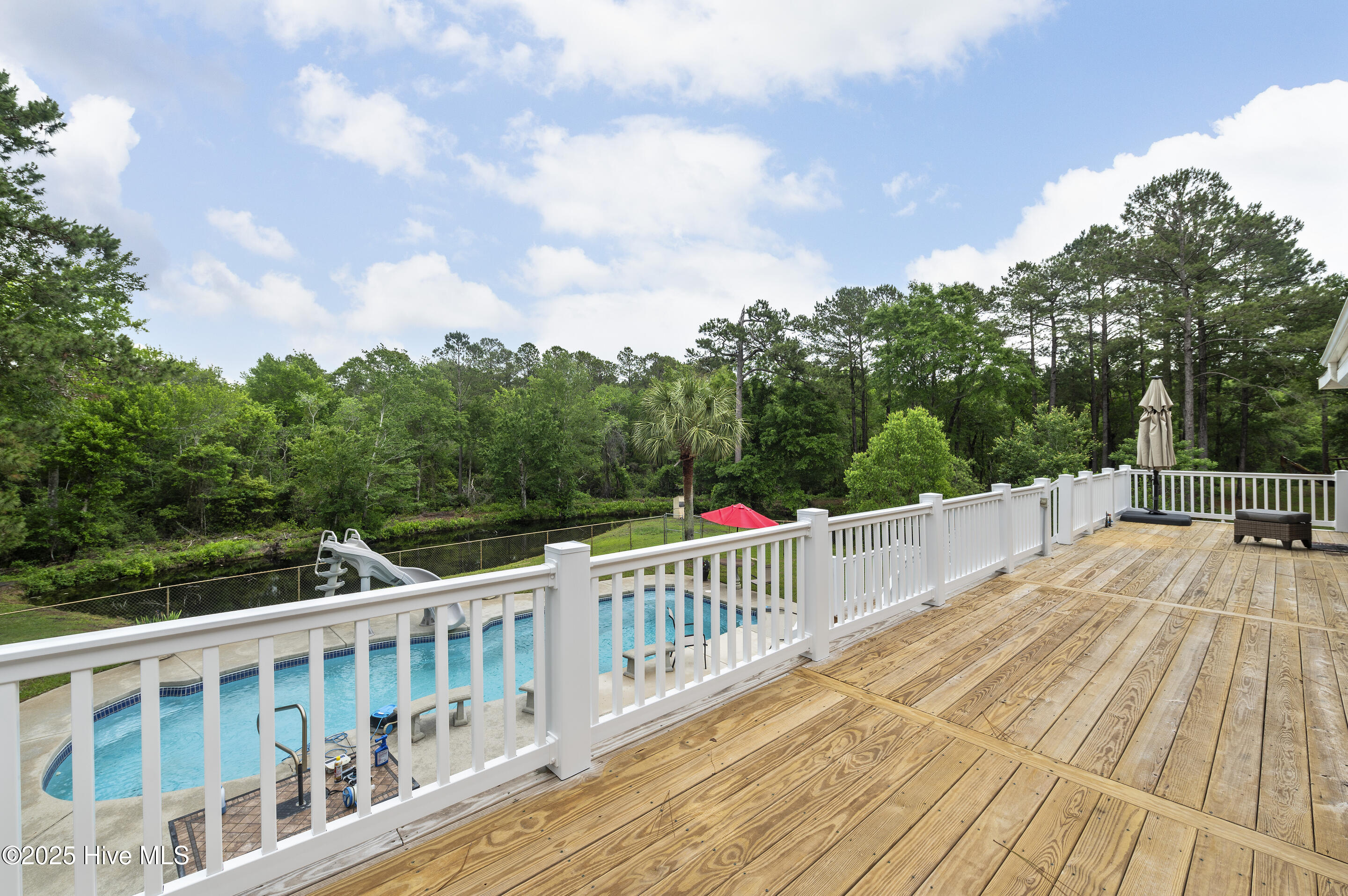 Southport, North Carolina, 28461, United States, 3 Bedrooms Bedrooms, ,4 BathroomsBathrooms,Residential,For Sale,1895633