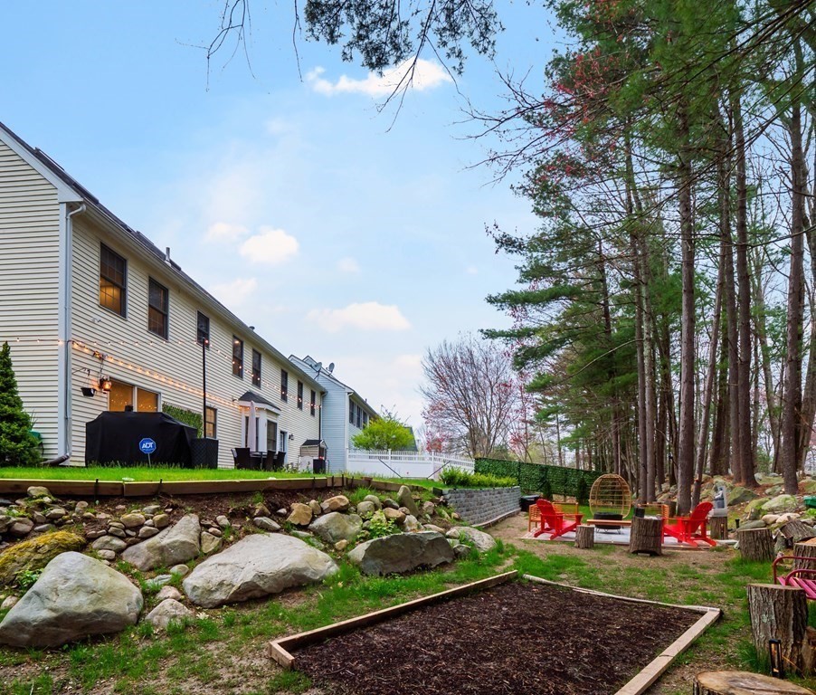 Walpole, Massachusetts, 02081, United States, 5 Bedrooms Bedrooms, ,3 BathroomsBathrooms,Residential,For Sale,1830559