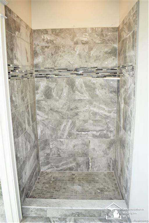 York Township, Michigan, 48176, United States, 4 Bedrooms Bedrooms, ,2 BathroomsBathrooms,Residential,For Sale,1988753