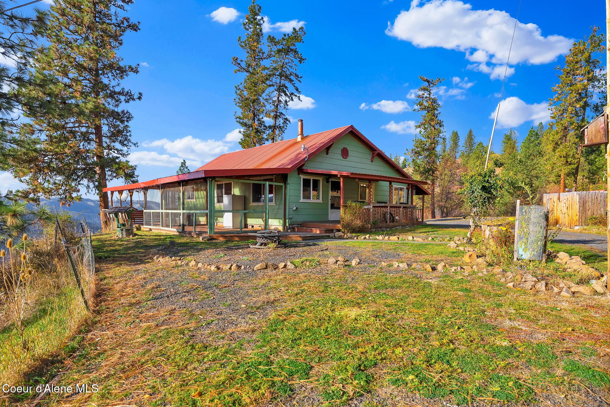 Orofino, Idaho, 83544, United States, 4 Bedrooms Bedrooms, ,Residential,For Sale,1991017