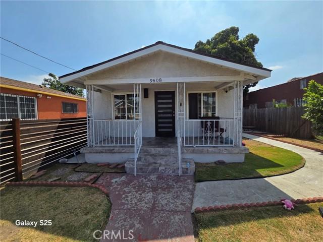 Los Angeles, California, 90002, United States, 3 Bedrooms Bedrooms, ,1 BathroomBathrooms,Residential,For Sale,1909715