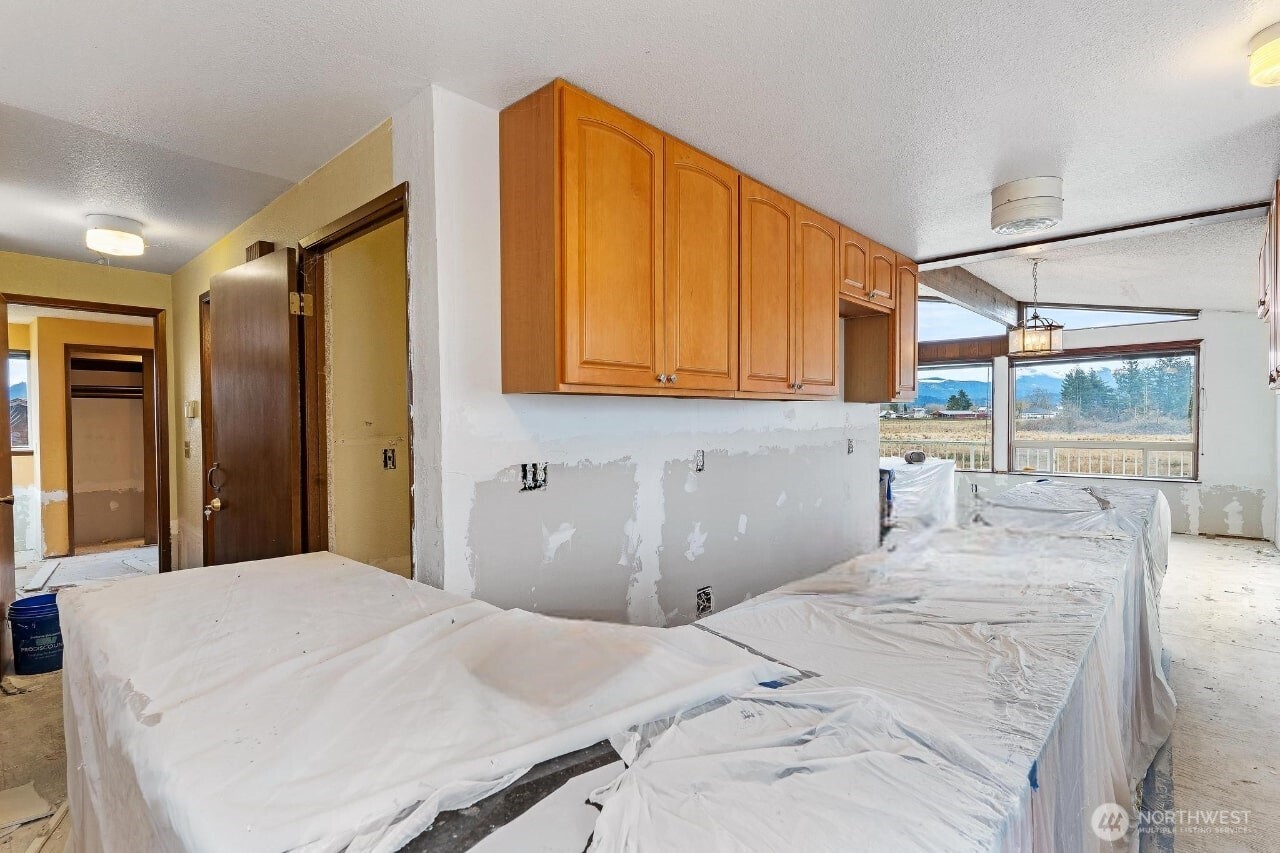 Enumclaw, Washington, 98022, United States, 2 Bedrooms Bedrooms, ,2 BathroomsBathrooms,Residential,For Sale,1977009