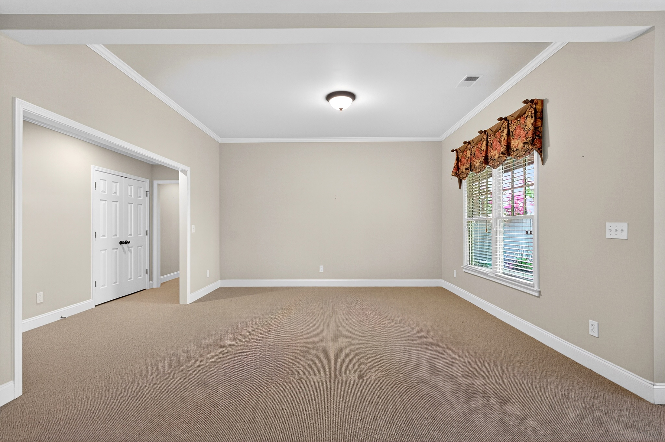  Beautifully Updated Ranch-Style Home in the Prestigious Achasta Golf Community - 物件實景