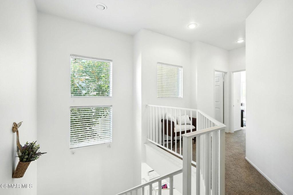 Moorpark, California, 93021, United States, 2 Bedrooms Bedrooms, ,3 BathroomsBathrooms,Residential,For Sale,1937149