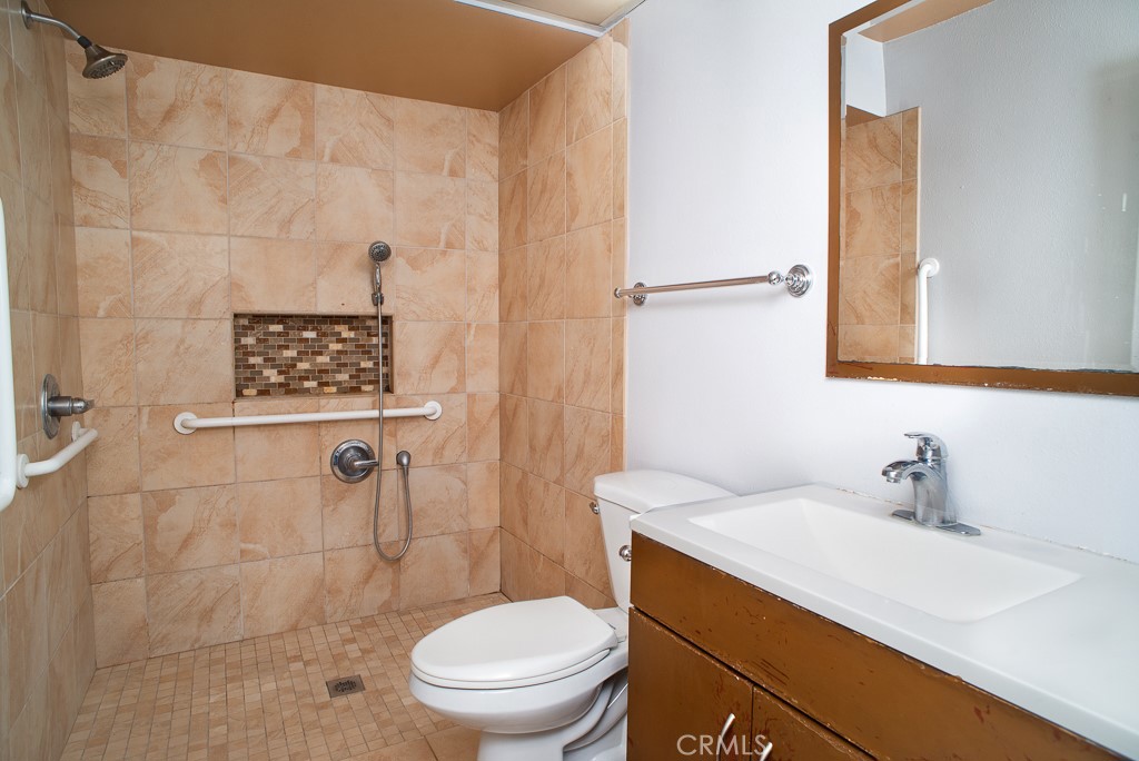 Montebello, California, 90640, United States, 3 Bedrooms Bedrooms, ,2 BathroomsBathrooms,Residential,For Sale,2039978