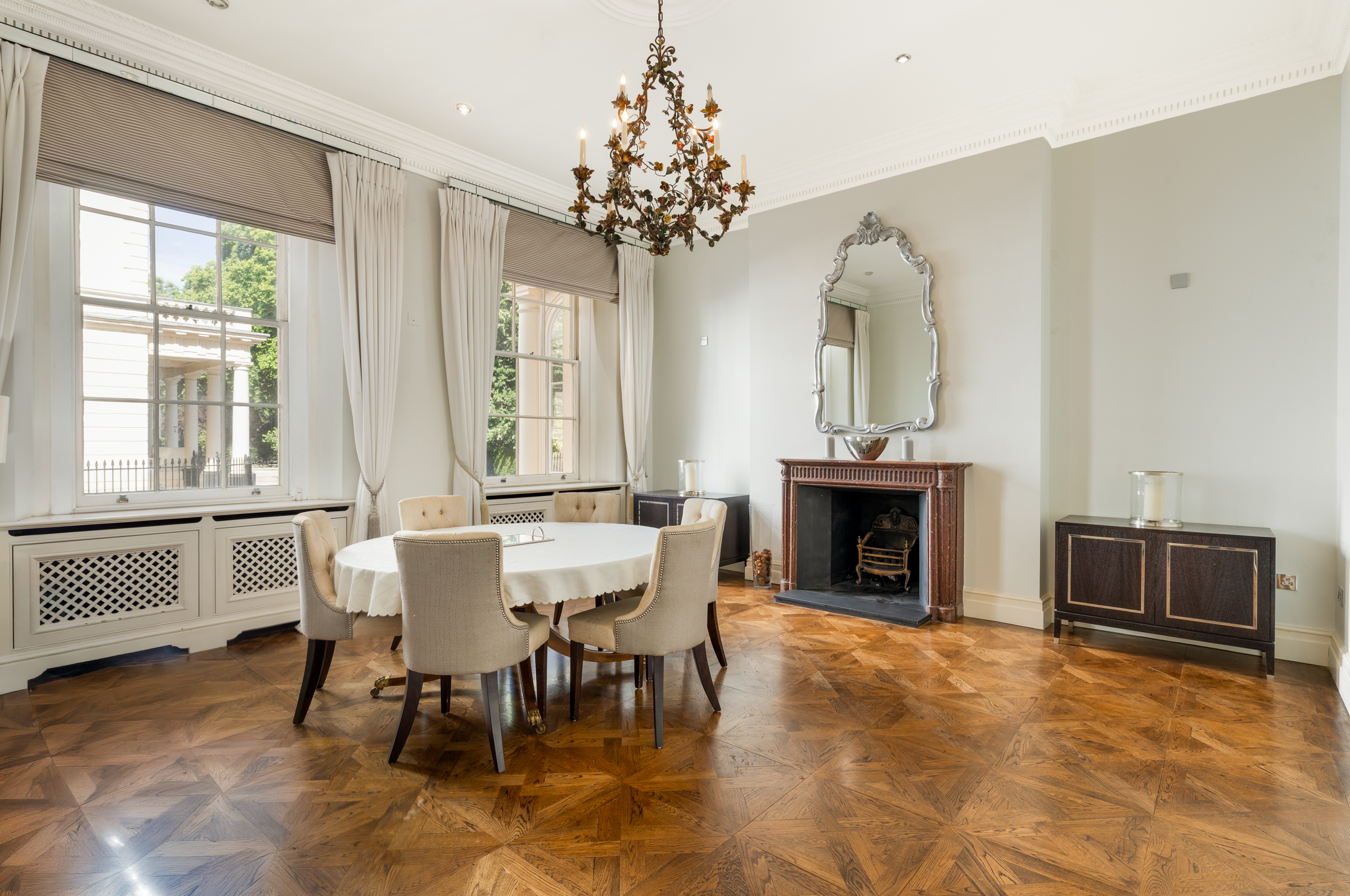 A Lateral Apartment With Views Of Eaton Square - 物件實景