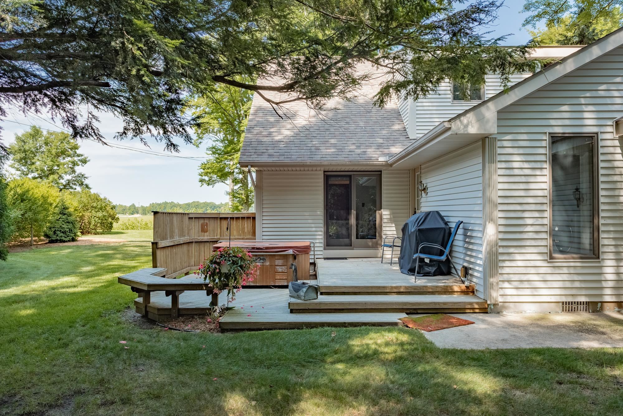 Sanford, Michigan, 48657, United States, 3 Bedrooms Bedrooms, ,3 BathroomsBathrooms,Residential,For Sale,1873518