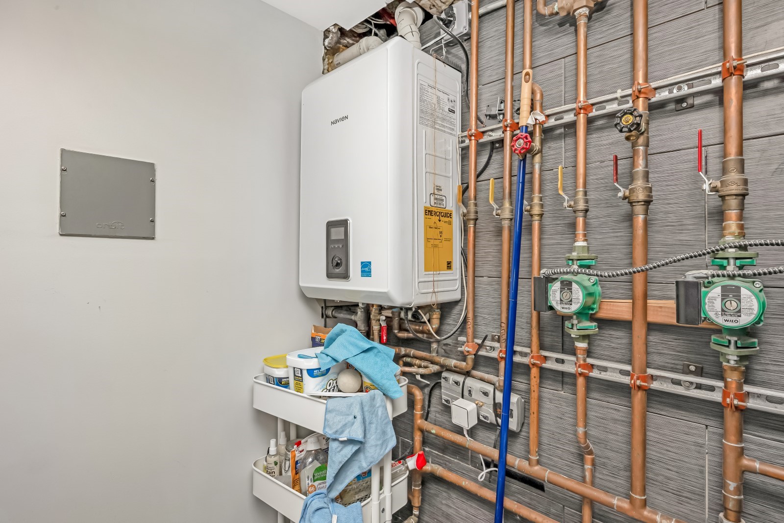 Middle Village, New York, 11379, United States, 3 Bedrooms Bedrooms, ,2 BathroomsBathrooms,Residential,For Sale,2001755