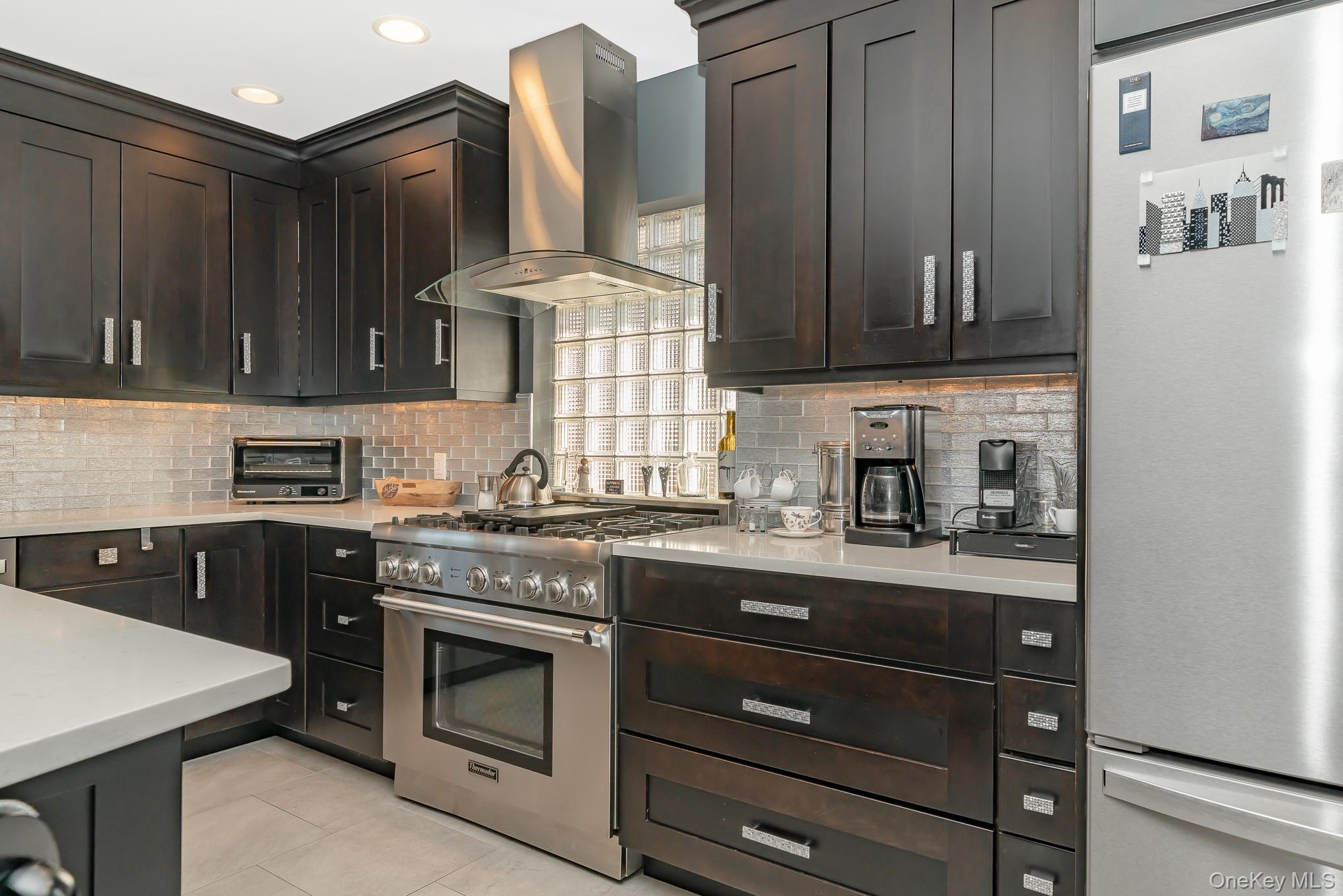 New Hyde Park, New York, 11040, United States, 4 Bedrooms Bedrooms, ,4 BathroomsBathrooms,Residential,For Sale,1976805