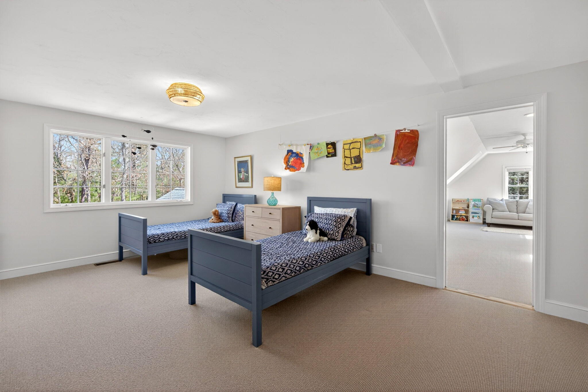  102 Waterford Drive - 物件實景