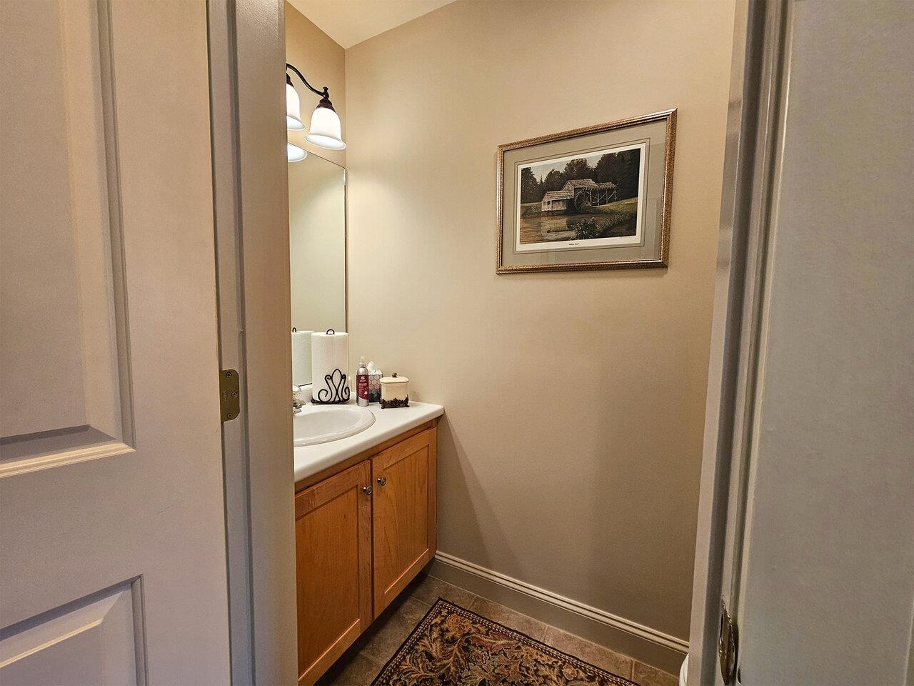 Williston, Vermont, 05495, United States, 2 Bedrooms Bedrooms, ,3 BathroomsBathrooms,Residential,For Sale,1896161
