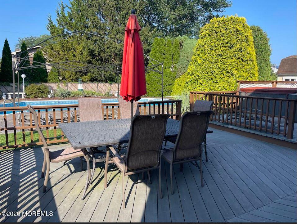 Howell, New Jersey, 07731, United States, 3 Bedrooms Bedrooms, ,3 BathroomsBathrooms,Residential,For Sale,2008506