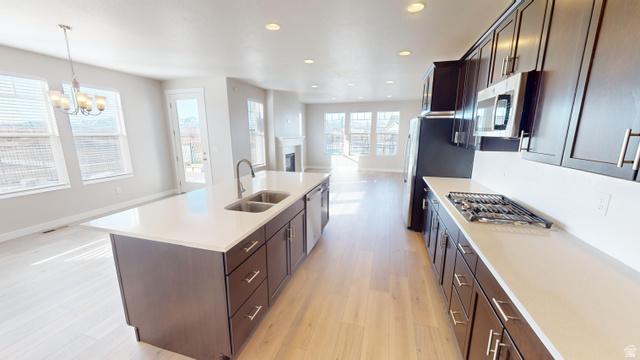 Stansbury Park, Utah, 84074, United States, 3 Bedrooms Bedrooms, ,3 BathroomsBathrooms,Residential,For Sale,2005086