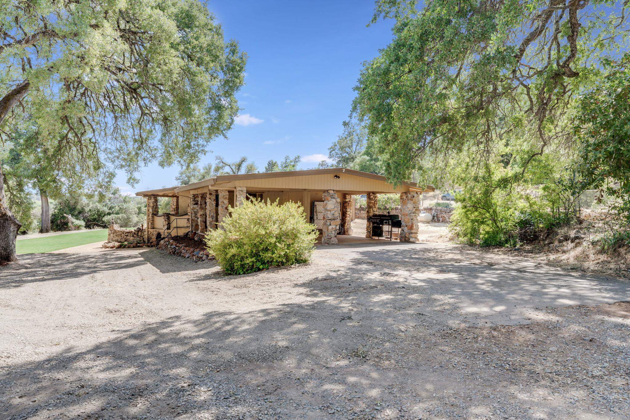 Shingle Springs, California, 95682, United States, 6 Bedrooms Bedrooms, ,2 BathroomsBathrooms,Residential,For Sale,2009241