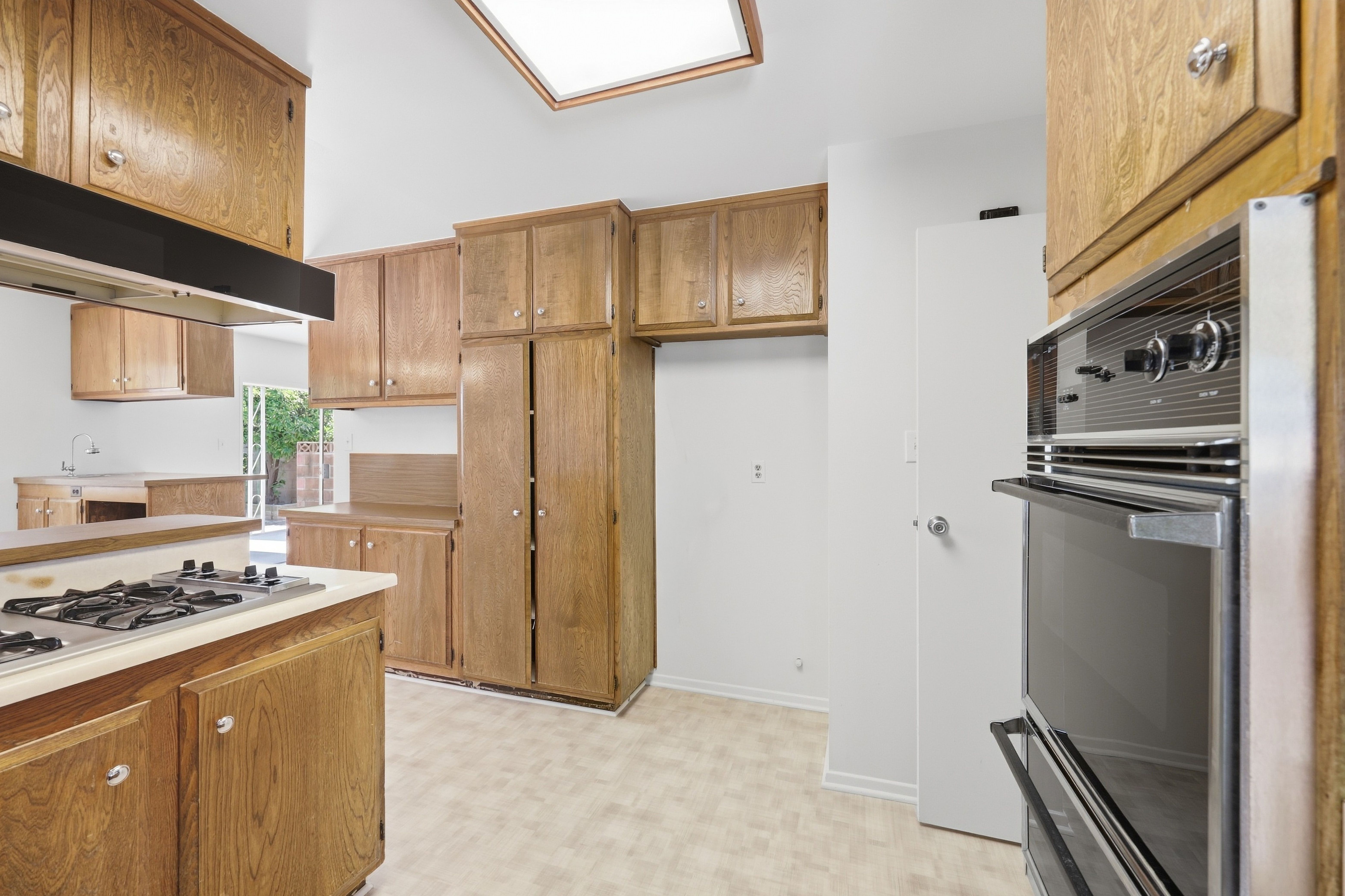  922 Olympia Avenue, Ventura, CA 93004 - 物件實景