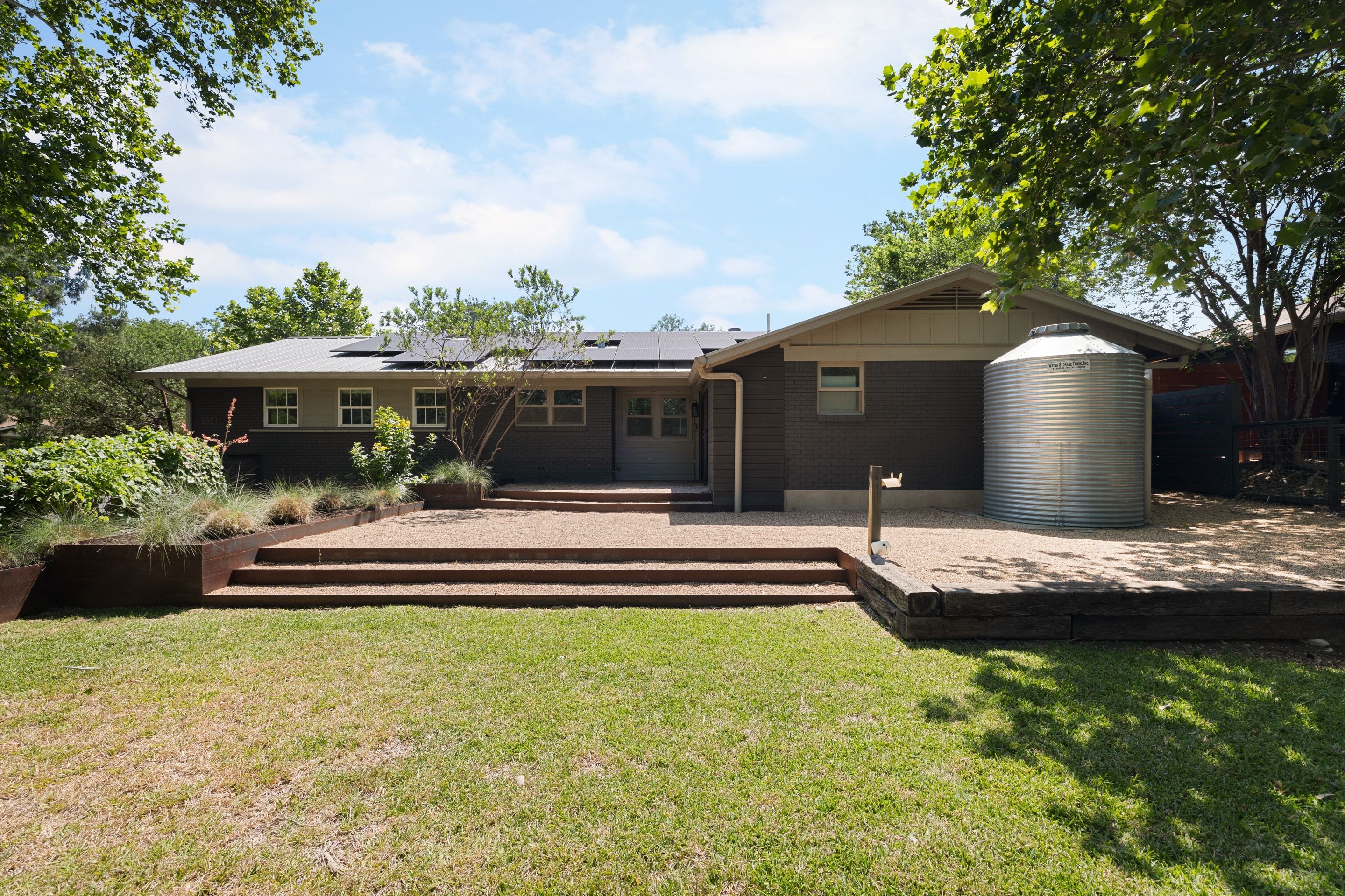  Travis Heights Retreat with Secluded Outdoor Living - 物件實景