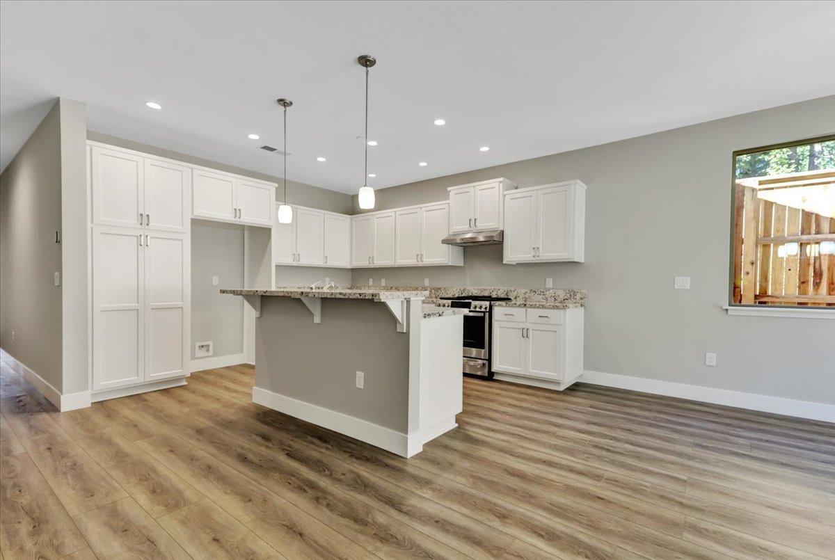 Grass Valley, California, 95945, United States, 3 Bedrooms Bedrooms, ,2 BathroomsBathrooms,Residential,For Sale,1977356