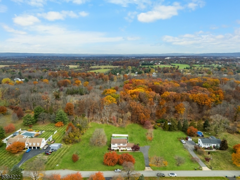 Readington Twp., New Jersey, 08889, United States, 4 Bedrooms Bedrooms, ,3 BathroomsBathrooms,Residential,For Sale,1989710