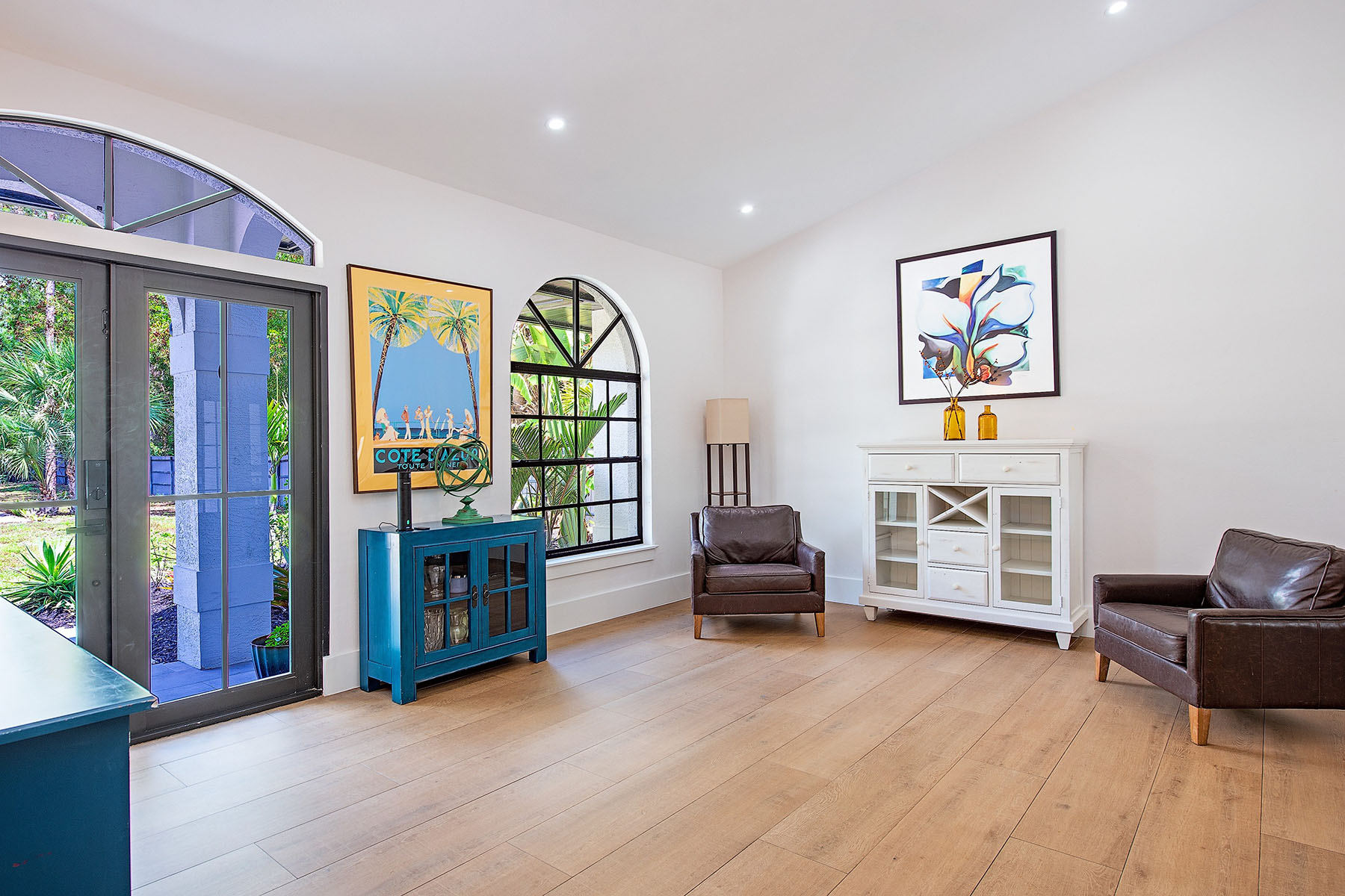  OAKES ESTATES - 物件實景