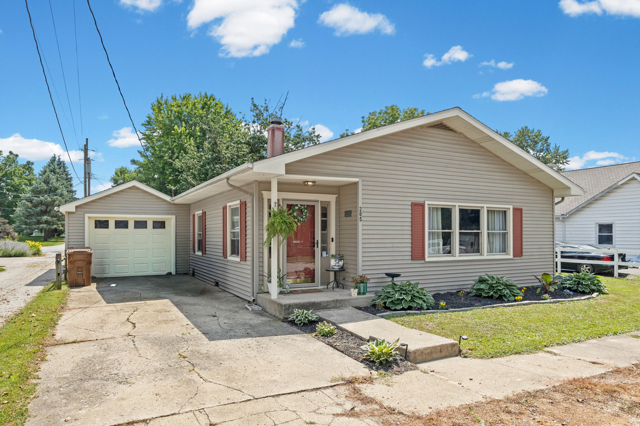  Charming Two Bedroom Home in Friendly Small-Town Community - 物件實景