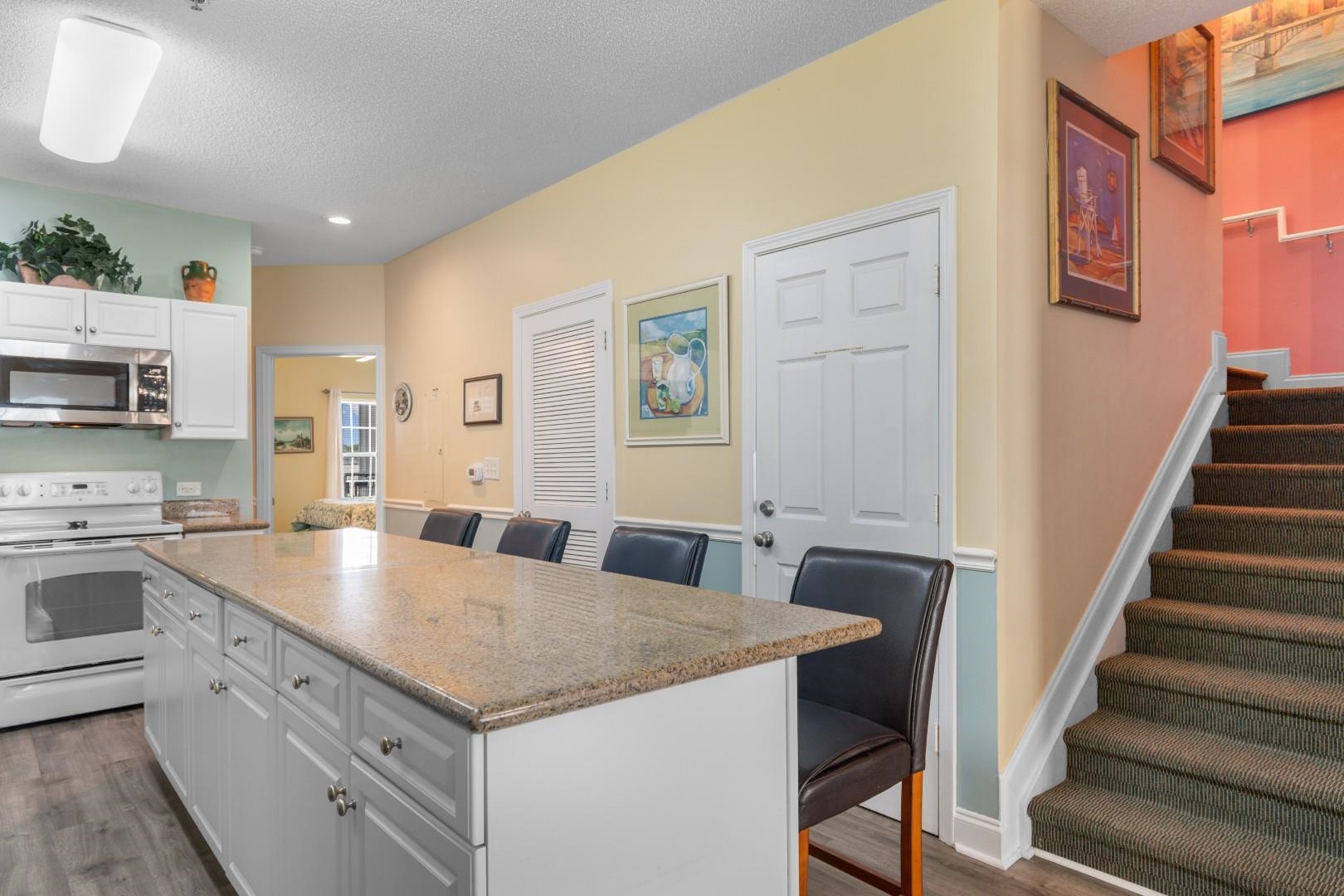 North Myrtle Beach, South Carolina, 29582, United States, 5 Bedrooms Bedrooms, ,5 BathroomsBathrooms,Residential,For Sale,2027385