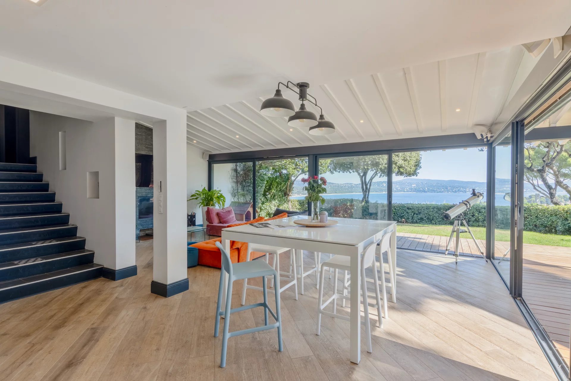 Cavalaire-sur-Mer, Provence-Alpes-Côte d’Azur, 83240, FR, 7 Bedrooms Bedrooms, ,9 BathroomsBathrooms,Residential,For Sale,1987792