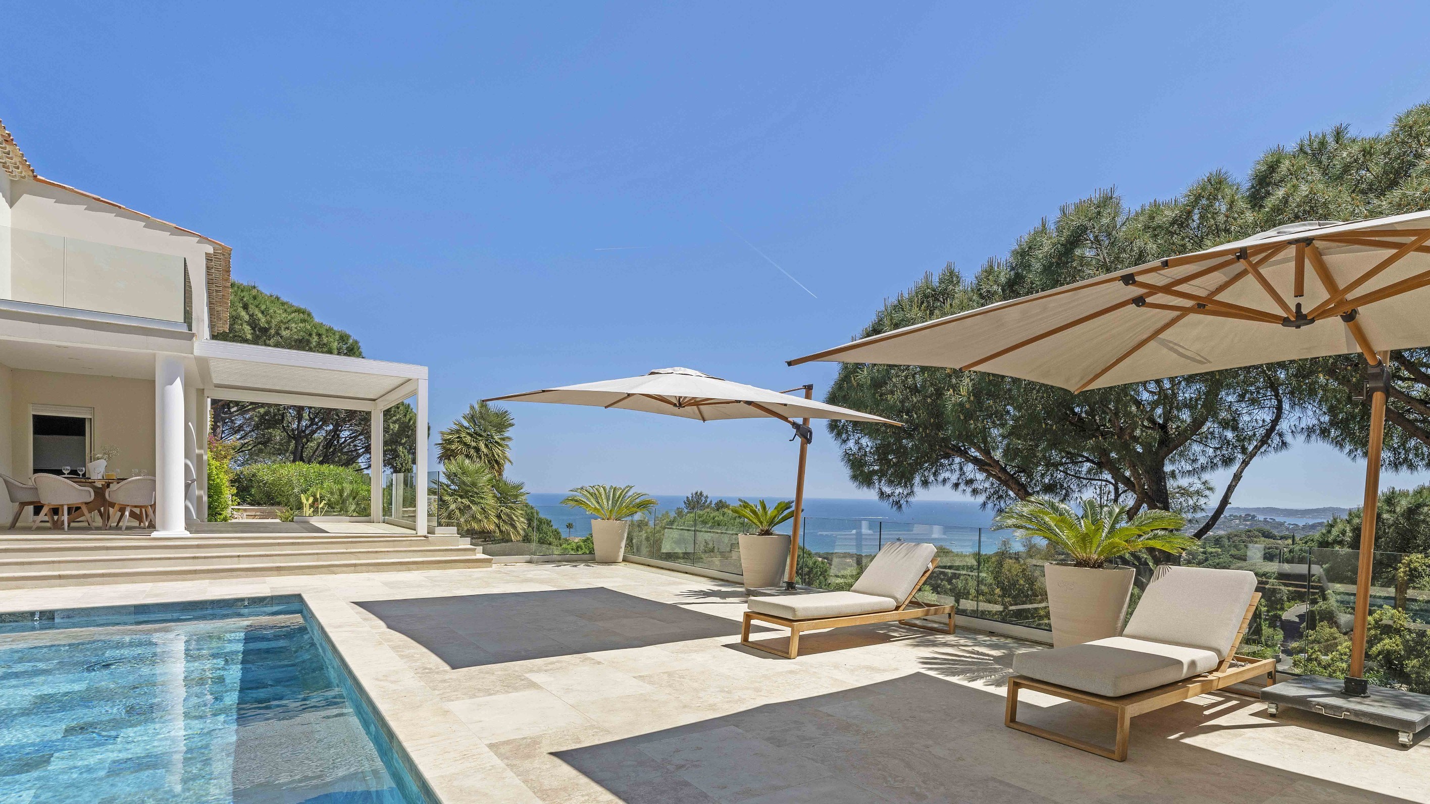  Sole Agent : Contemporary villa with sea view, close to La Nartelle Beach - 物件實景