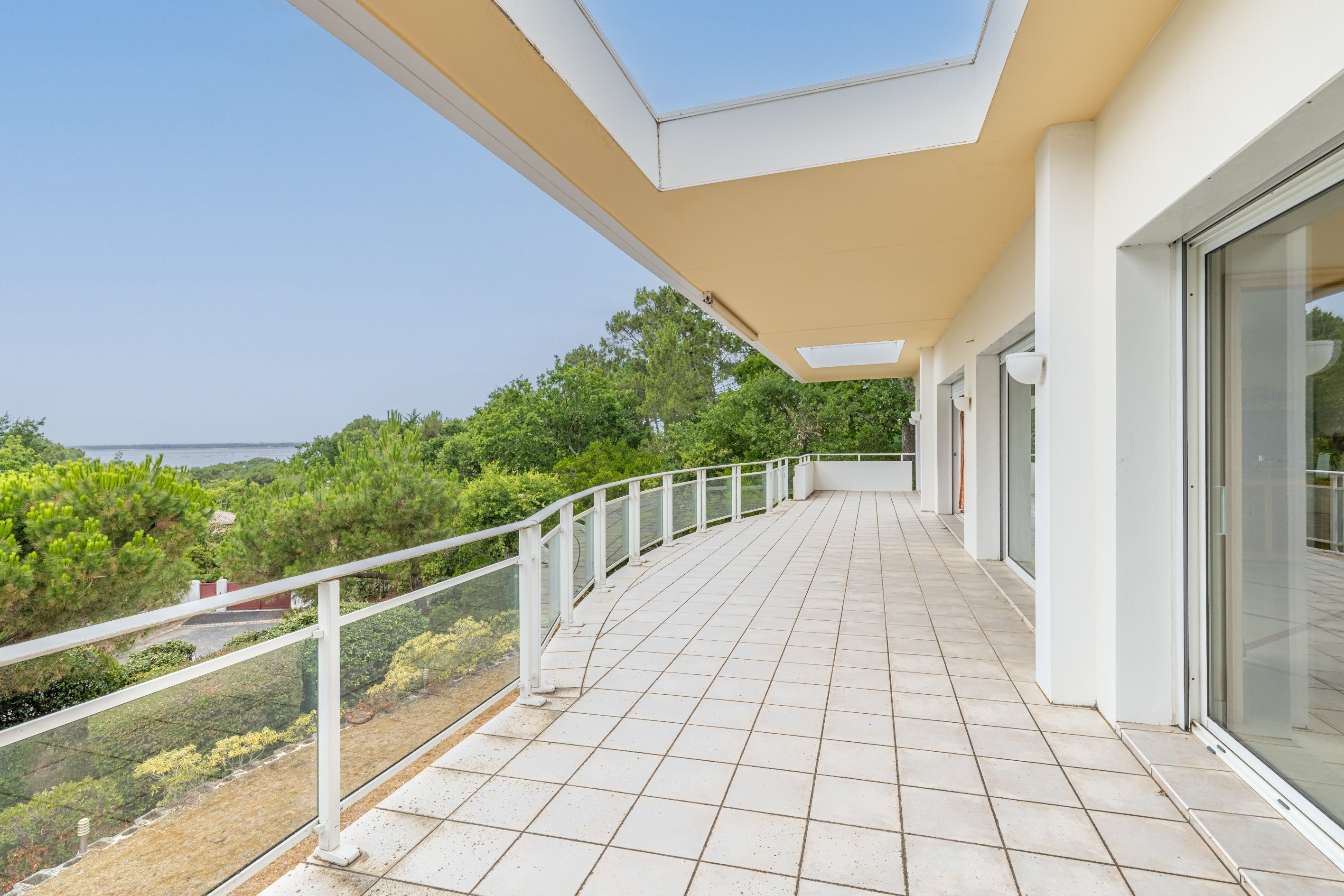  PYLA-SUR-MER – VILLA WITH PANORAMIC VIEWS OVER THE BASSIN D