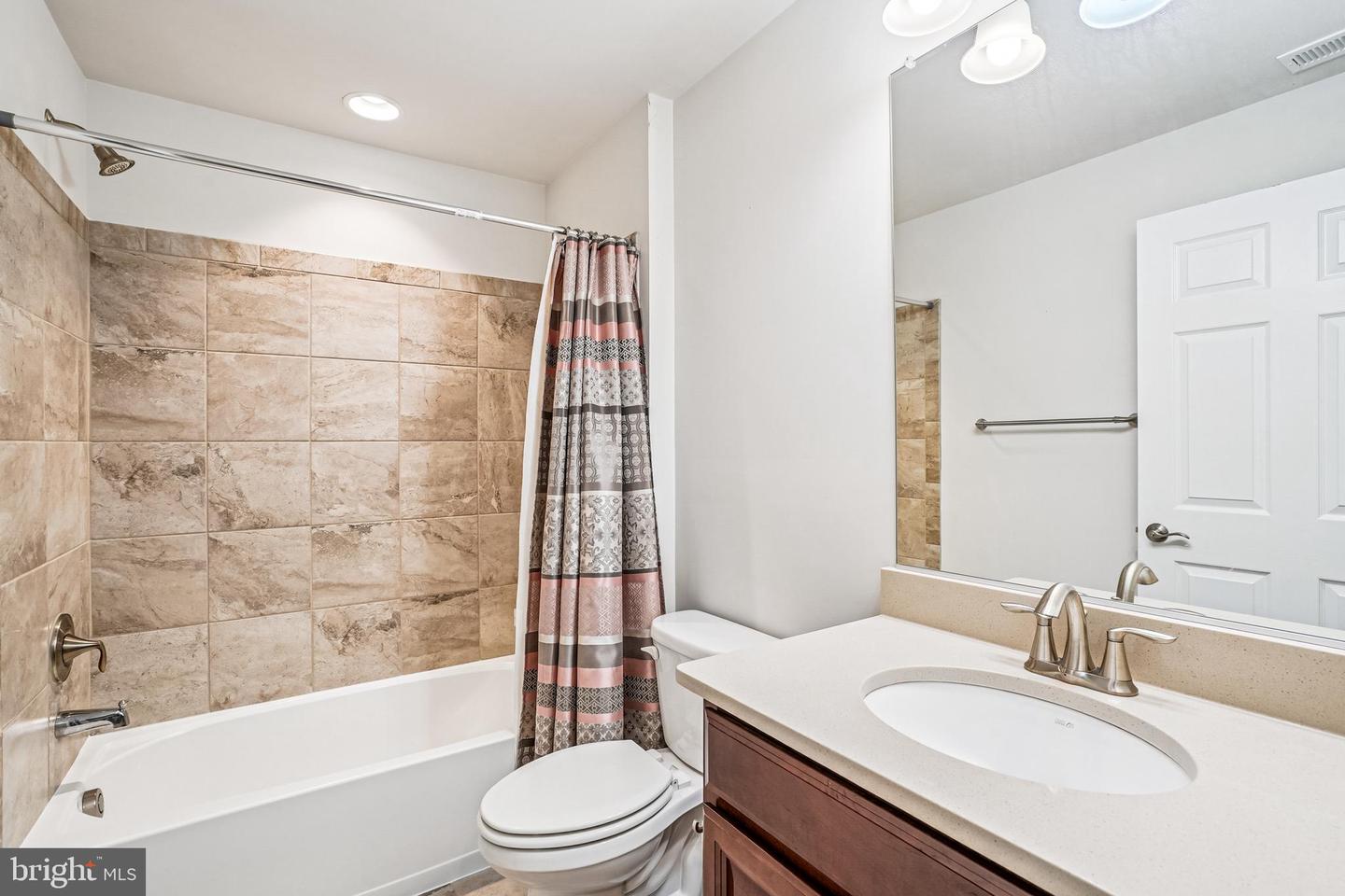 FREDERICKSBURG, Virginia, 22406, United States, 4 Bedrooms Bedrooms, ,4 BathroomsBathrooms,Residential,For Sale,1988261