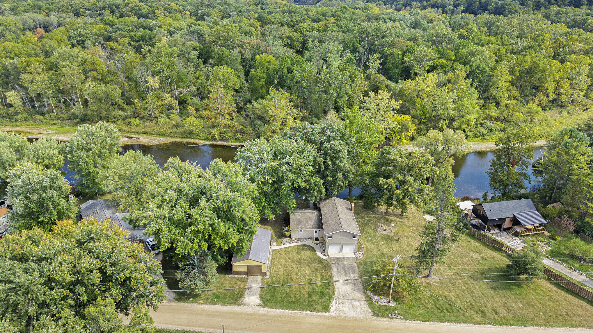 Newaygo, Michigan, 49337, United States, 5 Bedrooms Bedrooms, ,2 BathroomsBathrooms,Residential,For Sale,1982791