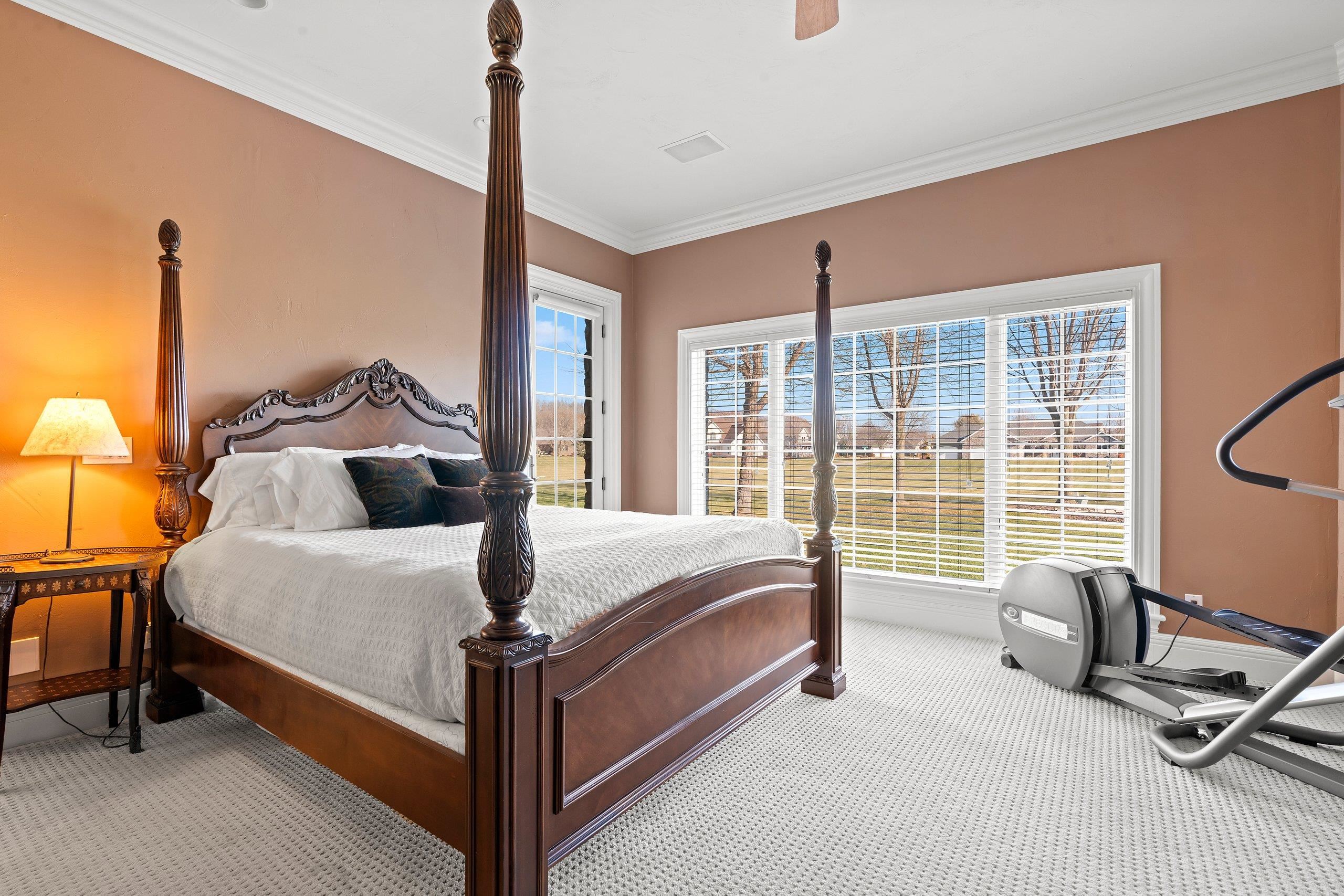 MENASHA, Wisconsin, 54952, United States, 6 Bedrooms Bedrooms, ,5 BathroomsBathrooms,Residential,For Sale,1994548