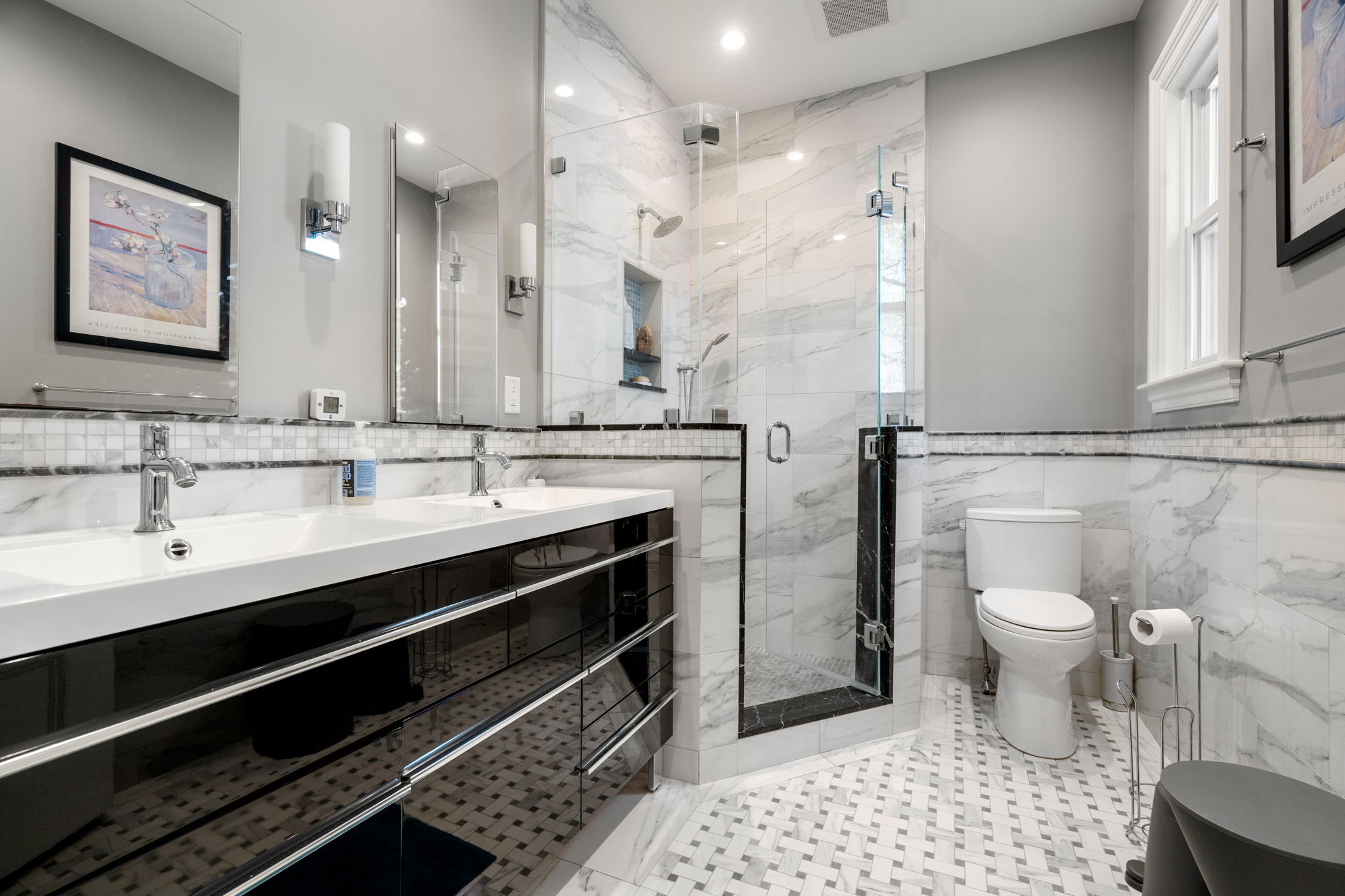  121 Thorndike Street, Brookline, MA, 02446 - 物件實景