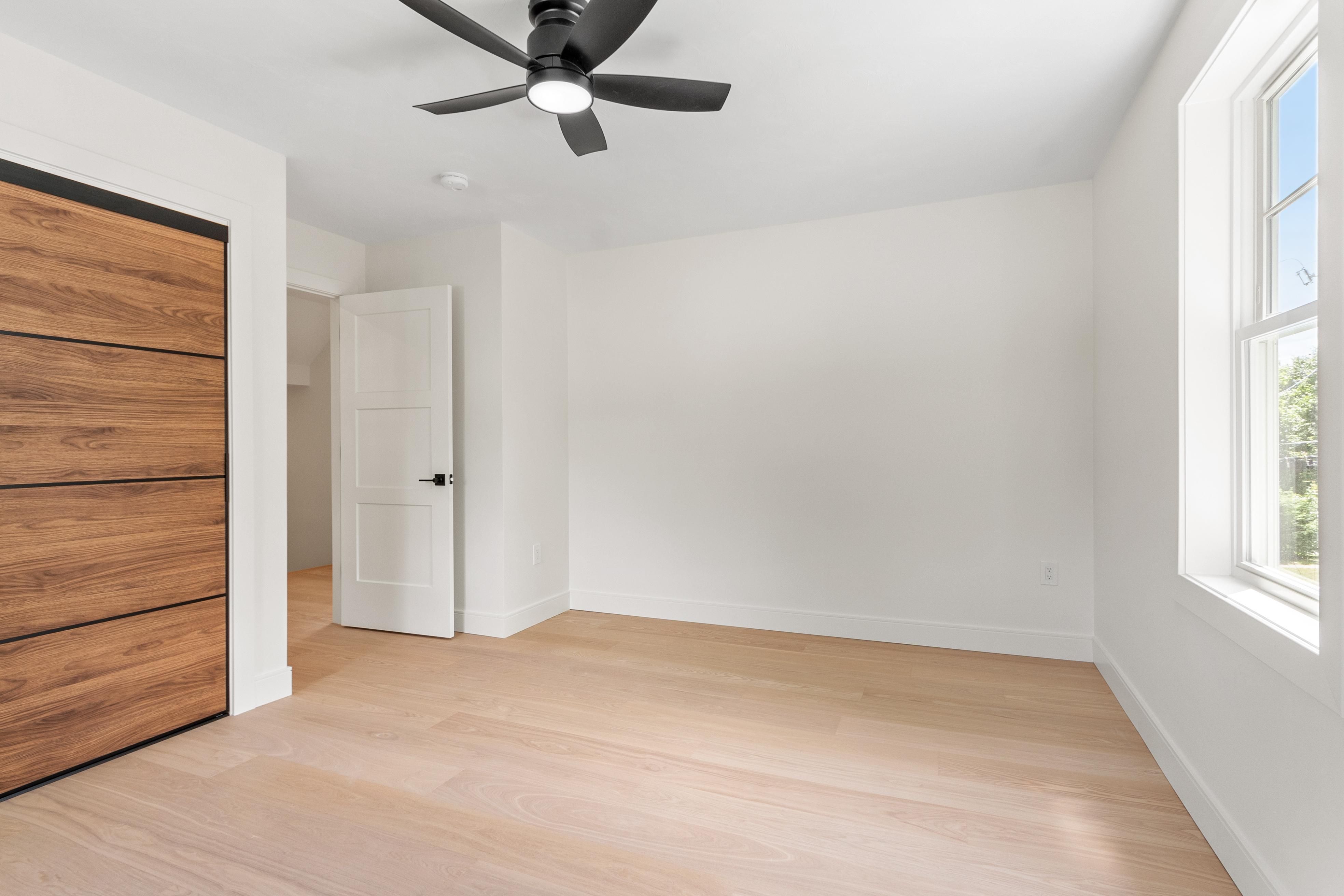  58 Neillian Street, Bedford, MA 01730 - 物件實景