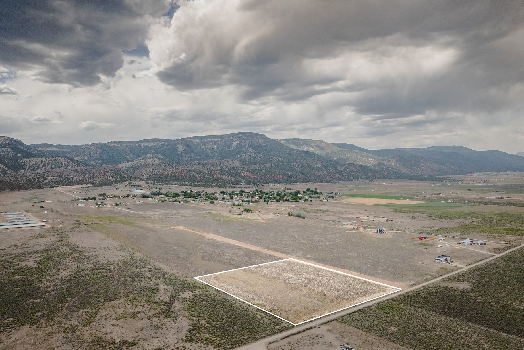 8.5-Acre Lots, No HOA, Stunning Horseshoe Mountain Views - 物件實景