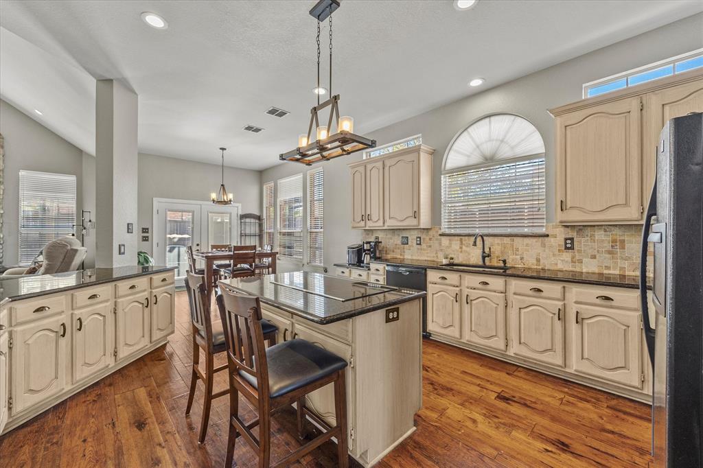 Rockwall, Texas, 75087, United States, 5 Bedrooms Bedrooms, ,4 BathroomsBathrooms,Residential,For Sale,1838484