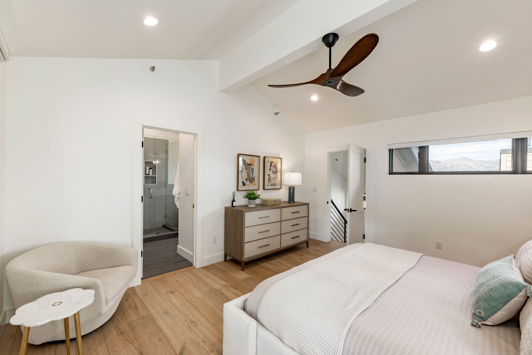 Park City 3 Bedroom Fenchurch Townhome  Complete and Perfect Renovation - 物件實景