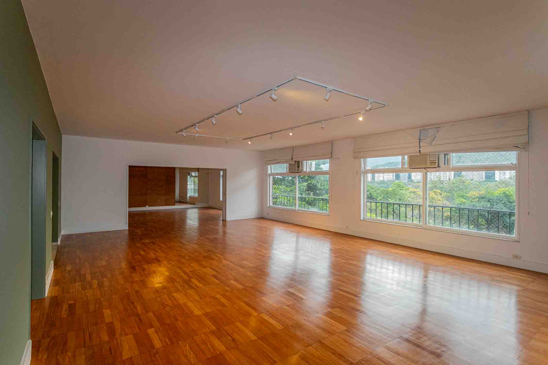  Spacious front-facing apartment overlooking Lagoa near Ipanema - 物件實景