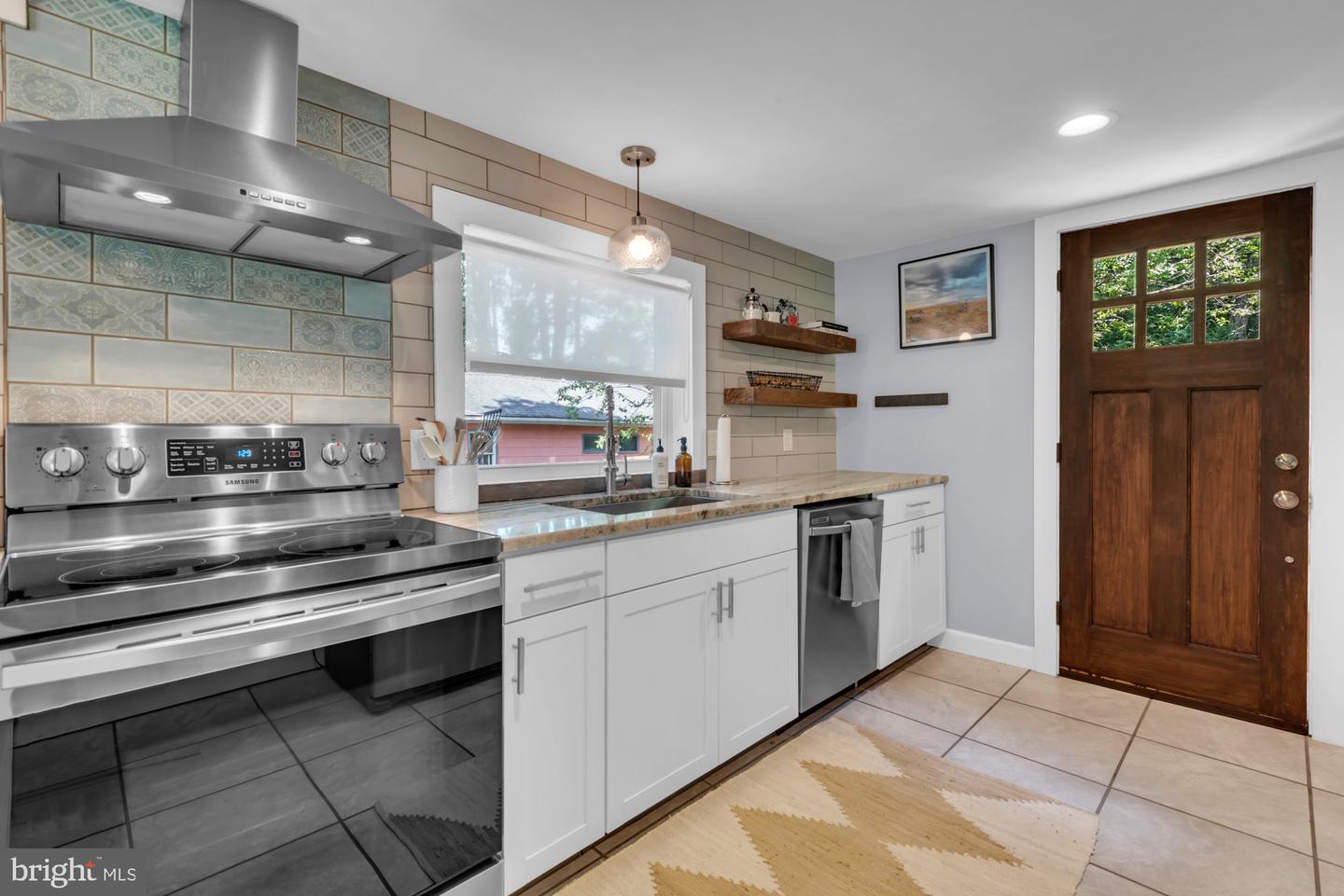 Pasadena, Maryland, 21122, United States, 2 Bedrooms Bedrooms, ,2 BathroomsBathrooms,Residential,For Sale,1837604