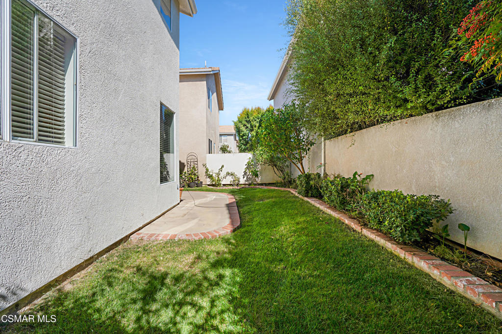 Westlake Village, California, 91362, United States, 2 Bedrooms Bedrooms, ,3 BathroomsBathrooms,Residential,For Sale,1987544