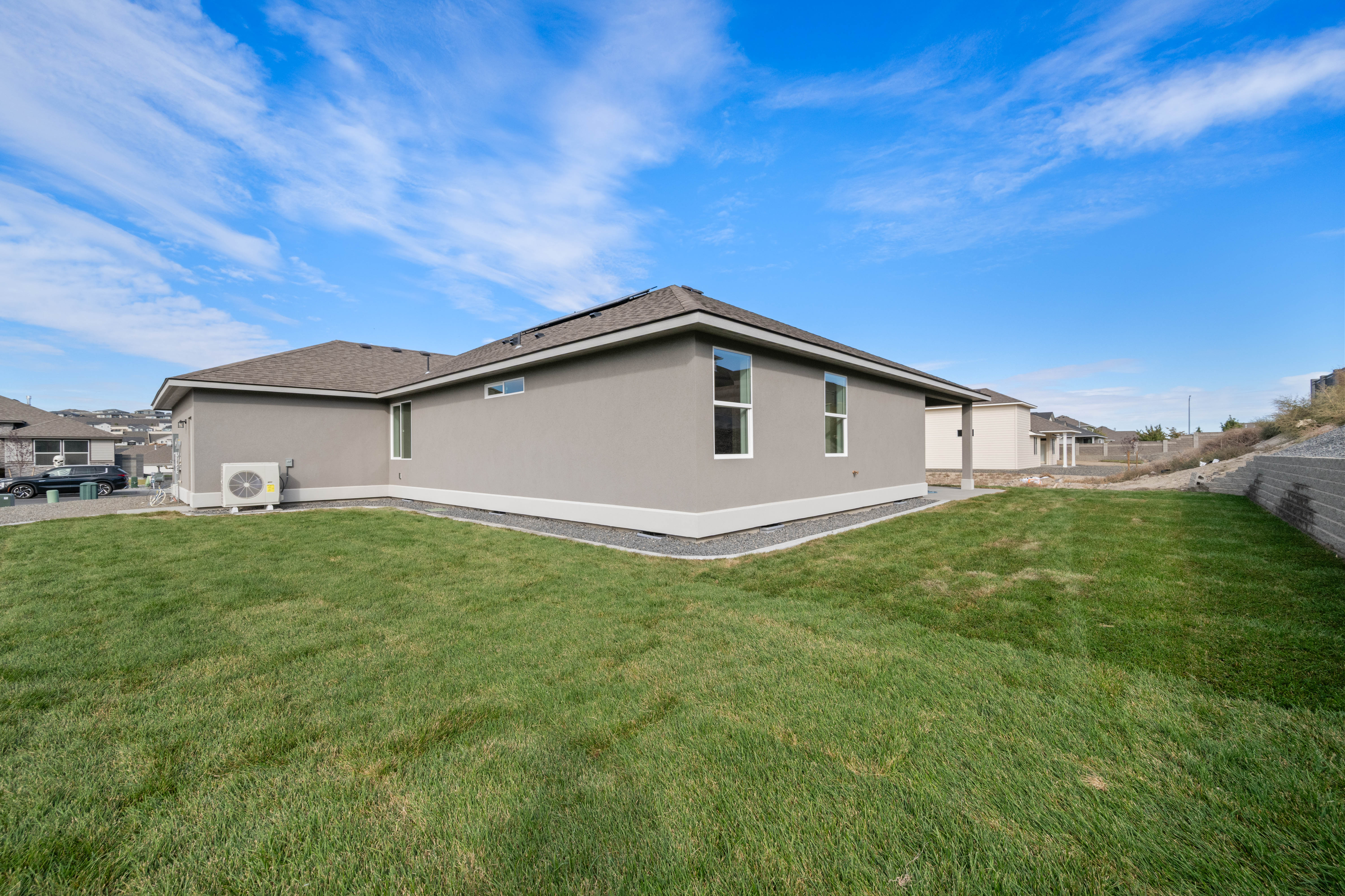  Apple Valley Gem with4 Beds and Custom Finishes - 物件實景