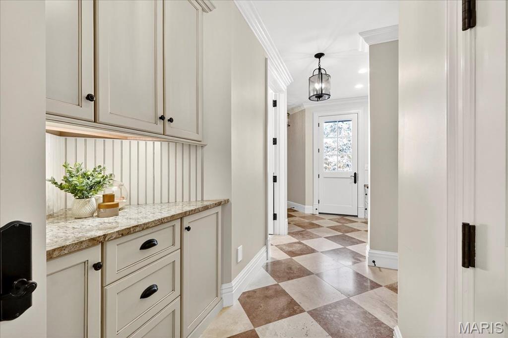 Town and Country, Missouri, 63141, United States, 6 Bedrooms Bedrooms, ,7 BathroomsBathrooms,Residential,For Sale,1992956