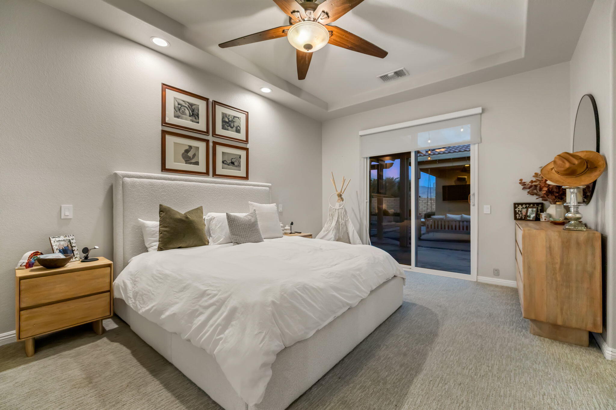 La Quinta, California, 92253, United States, 5 Bedrooms Bedrooms, ,3 BathroomsBathrooms,Residential,For Sale,1998389